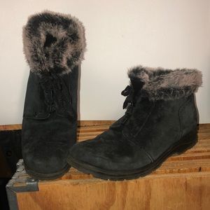 Cuddlers ankle high boots Leather faux fur with a pink tent